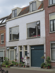 906385 Gezicht op de voorgevel van het pand Papaverstraat 48-50 te Utrecht.